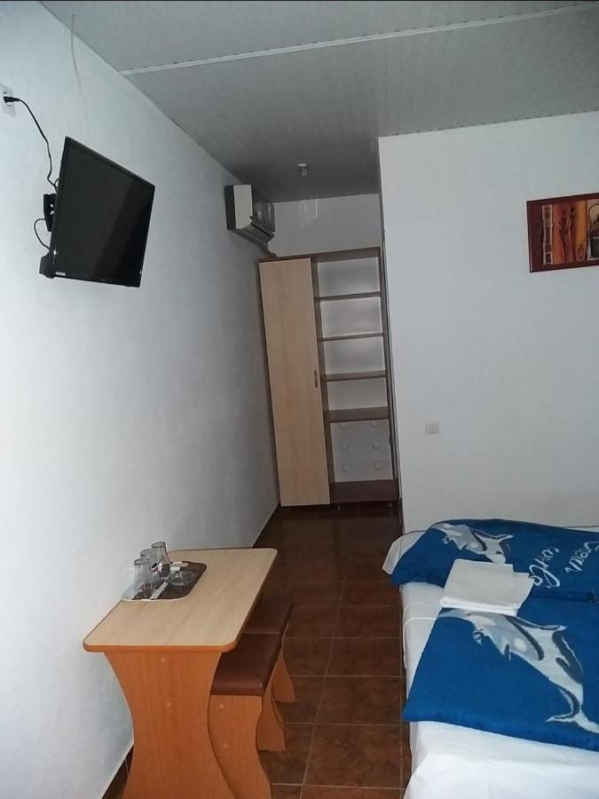 Pensiune La Rodica Hotel Костинещи Екстериор снимка